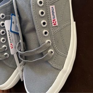 Superga Women's 2750 Cotu Classic Sneaker